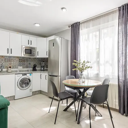 Acogedor Con Piscina By Rent Me