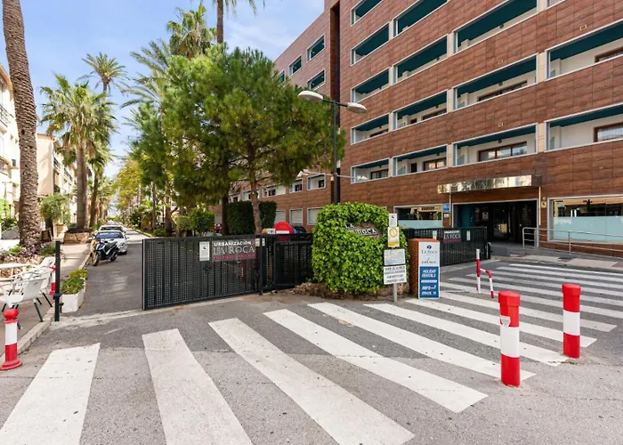 Apartment Beachside Pool By Rent Me *