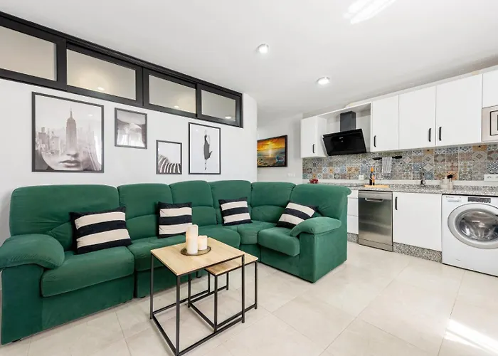 Beachside Pool By Rent Me Daire *