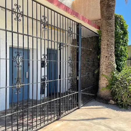 Lägenhet Beachside Pool By Rent Me *